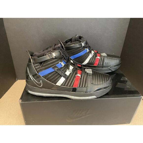 lebron james shoes 9.5